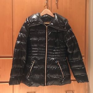 KL puffer down jacket with drawstring bag